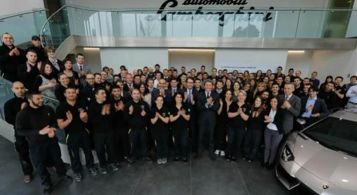 Lamborghini: 100 nuove assunzioni nel 2013