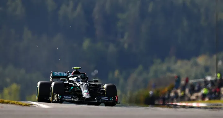 Formula 1: Bottas beffa Hamilton e Verstappen e si prende la pole dell’Eifel