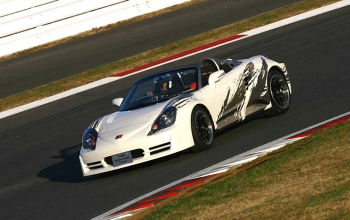 Toyota MR2 Hybrid Concept
