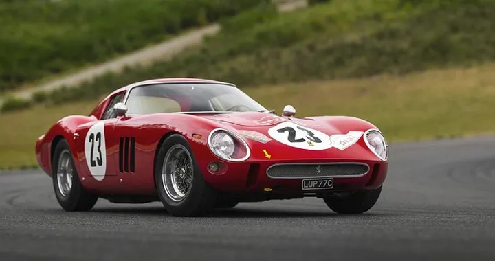 Ferrari 250 GTO: l'esemplare guidato da Phil Hill andrà all’asta a Monterey
