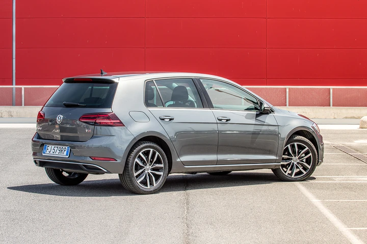 Volkswagen Golf 1.6 TDI 2017: la prova su strada