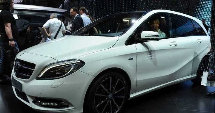 Mercedes Classe B: tutta nuova a Francoforte
