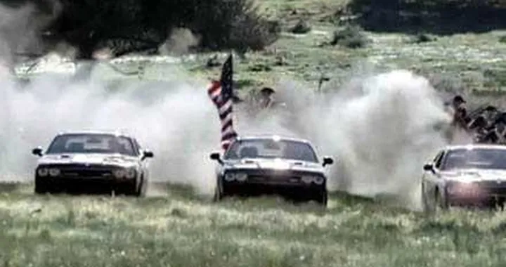 George Washington sulla Dodge Challenger?