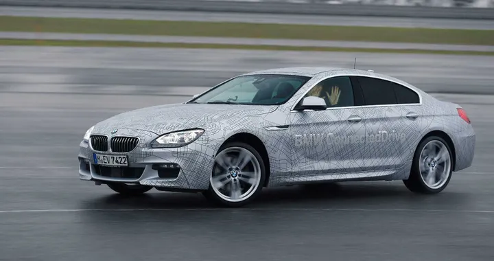 CES 2014: Bmw presenta l'auto che guida da sola