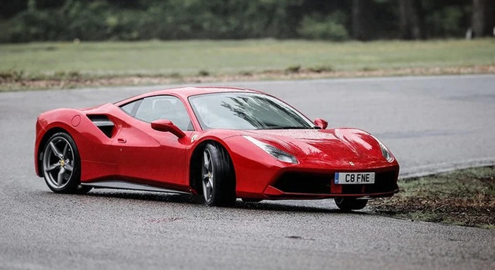 La Ferrari 488 GTB scatenata al Nurburgring