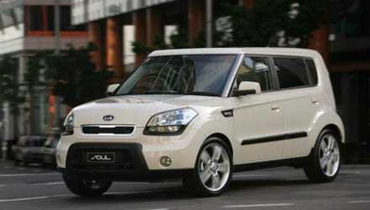 Kia Motors va a gonfie vele e triplica gli utili