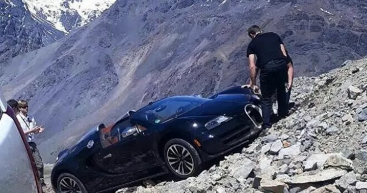 Una Bugatti Veyron Grand Sport bloccata nella Cordigliera delle Ande!