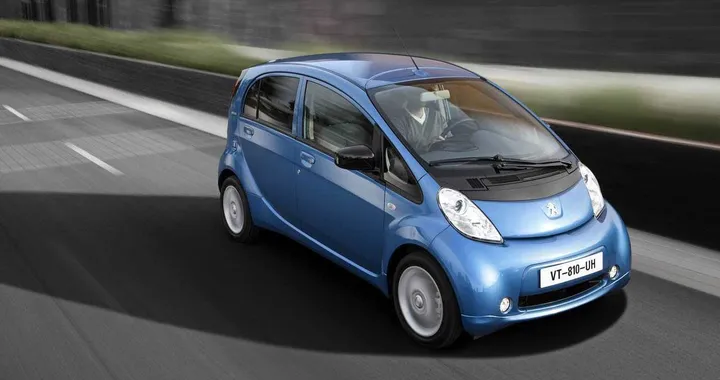 Peugeot iOn: prezzo da 28.300 euro