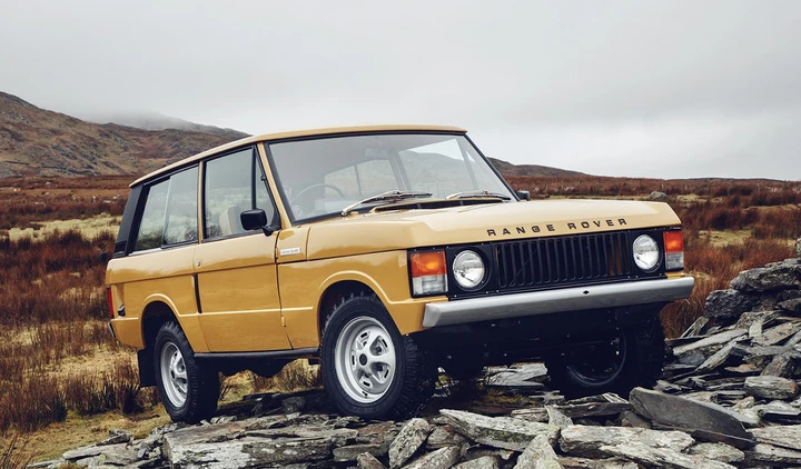 Range Rover Reborn, il restauro perfetto a Rétromobile 2017