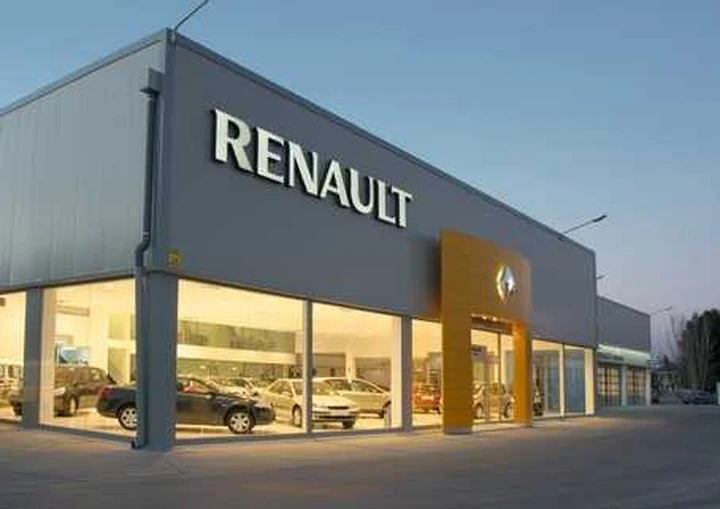 Renault: ogni 300, uno compra gratis