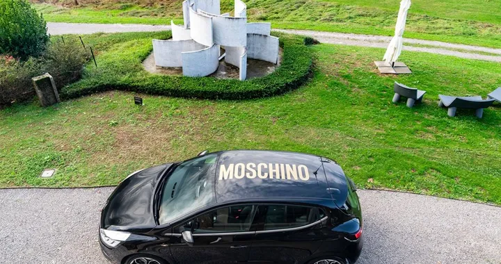 Renault, la Clio diventa Moschino: prezzi da 14.400 euro