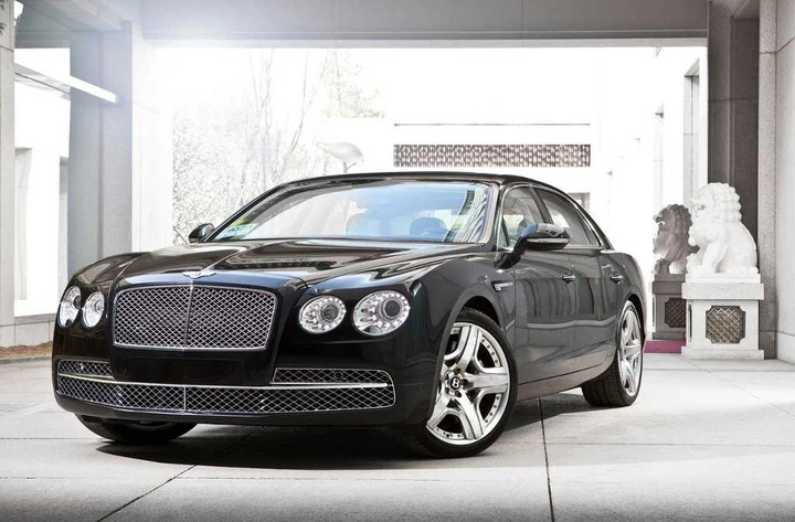 Bentley Flying Spur 2014: nuove immagini ufficiali