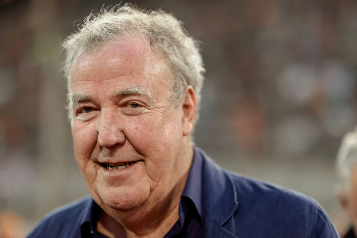 Jeremy Clarkson si esalta per le difficoltà di Tesla e Musk