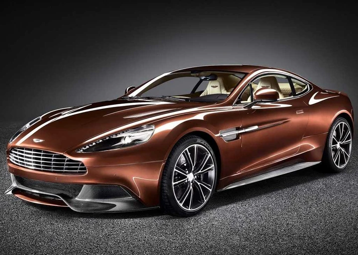 Aston Martin Vanquish 2013