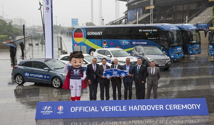 Hyundai, consegnati più di 350 veicoli per Euro 2016