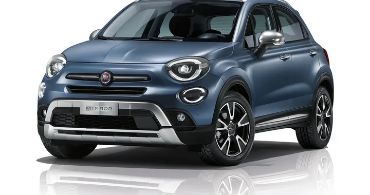 Nuova Fiat 500X Cross Mirror: tecnologia e connettività