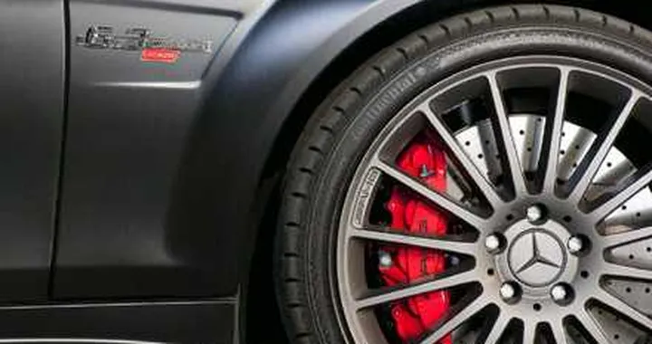 UK: Mercedes Classe C DR 520 (cavalli)