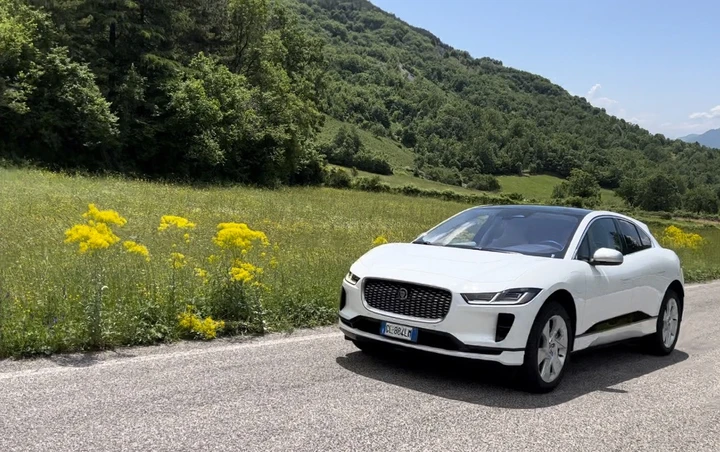 Jaguar I-Pace: la prova su strada dell'elettrica del Giaguaro