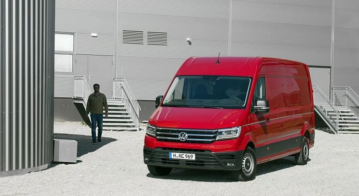 Volkswagen Crafter 2018: il maxi van si rinnova