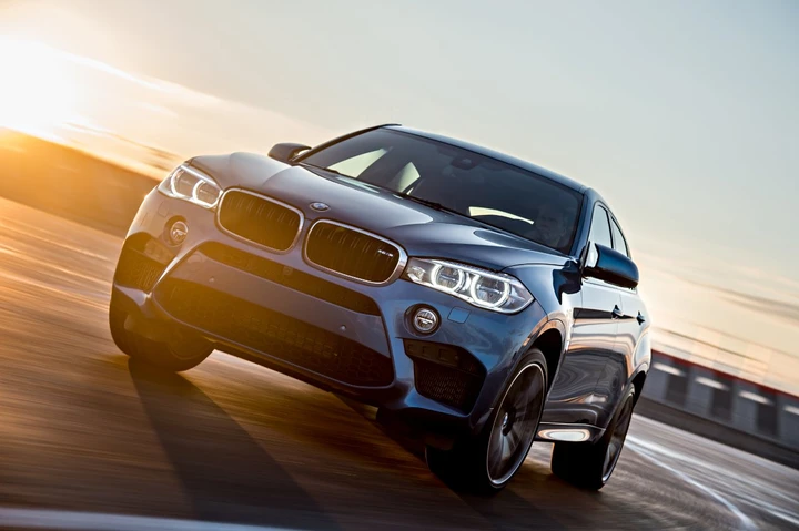 Bmw X6M: nuove immagini ufficiali