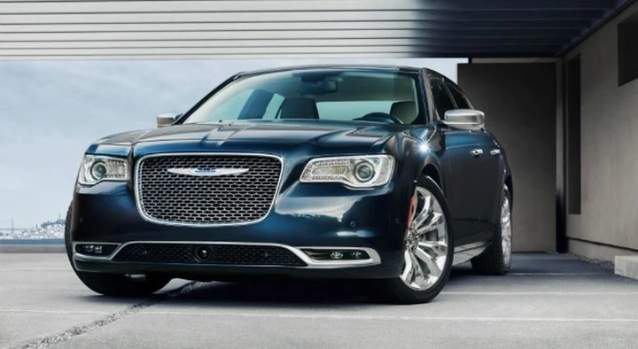 Chrysler festeggia  i 90 anni con delle serie speciali