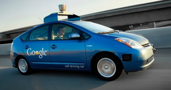 Google: guida autonoma, incidenti e dubbi sulla sicurezza