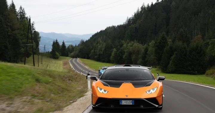 Lamborghini: il futuro è elettrificato