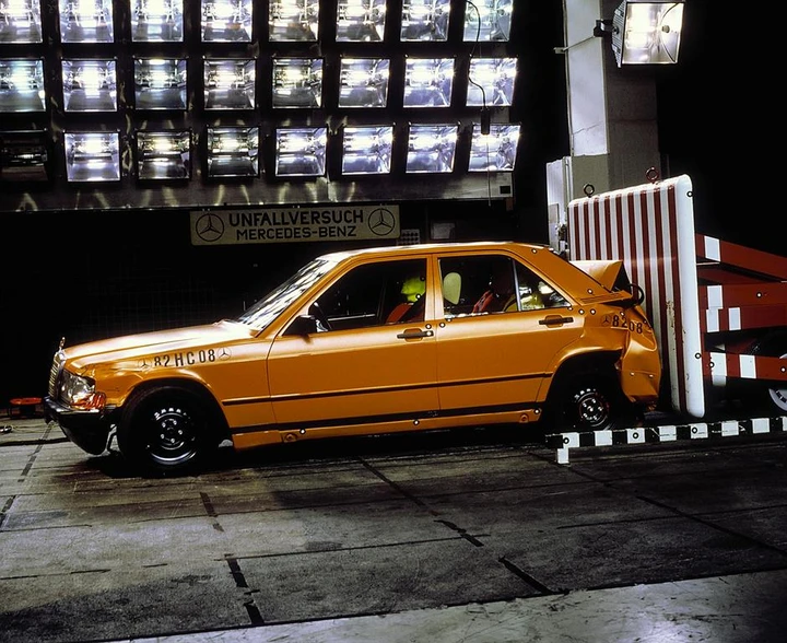 Mercedes-Benz 190