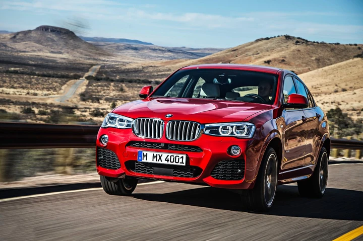 Bmw X4: immagini ufficiali