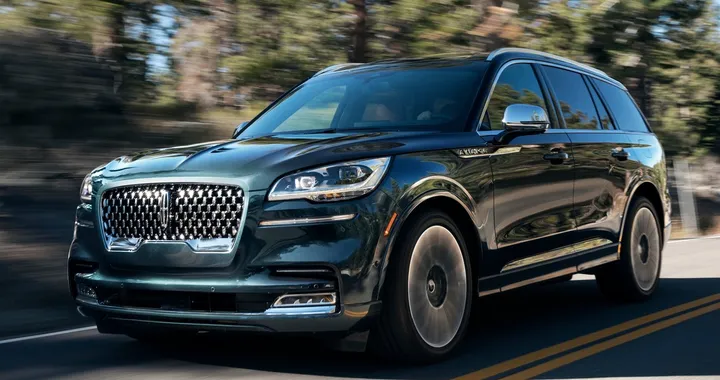 Lincoln Aviator: il SUV di lusso punta sull'ecosostenibilità