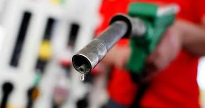 Prezzo benzina: nuovi aumenti in vista