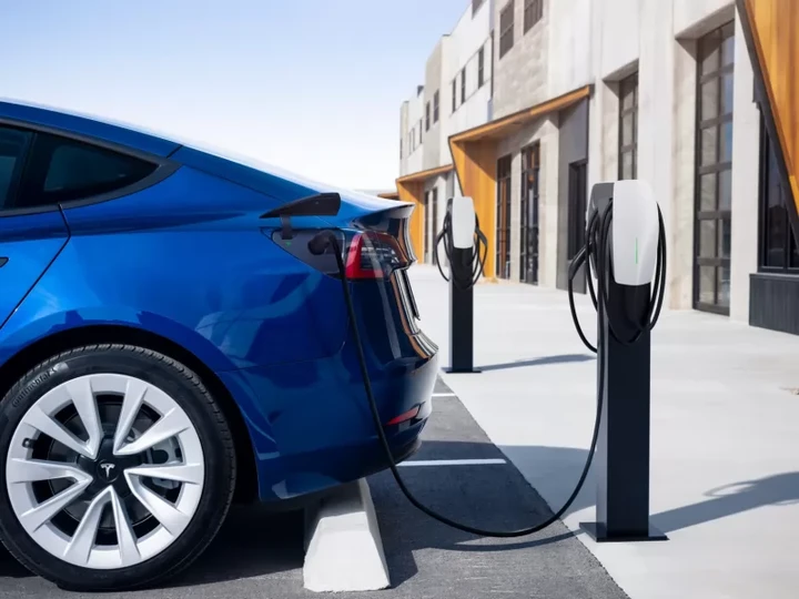 Tesla in crisi: la guerra commerciale di Trump sta affondando il colosso EV?