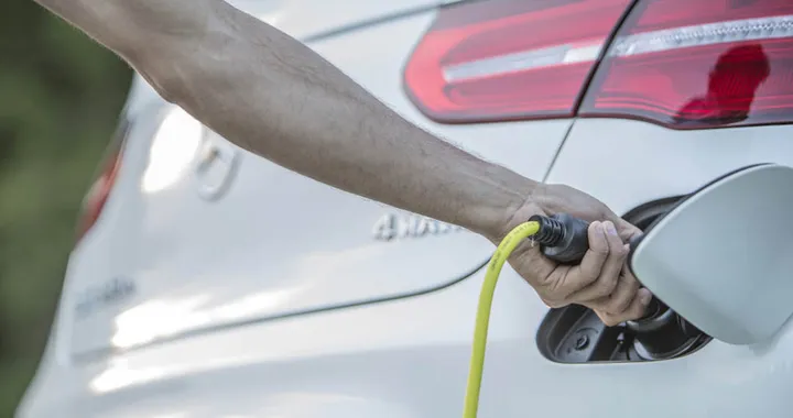 Ricarica rapida: joint venture tra Bmw, Ford, Mercedes e VW