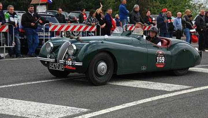 Alla Mille Miglia Jaguar festeggia i suoi 75 anni