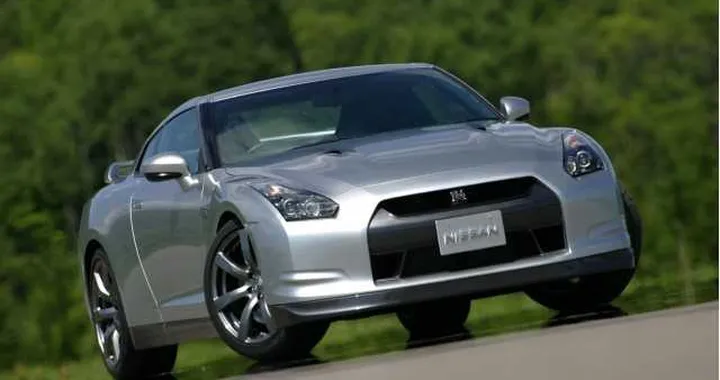 Nissan: una GT-R elettrica all'orizzonte?