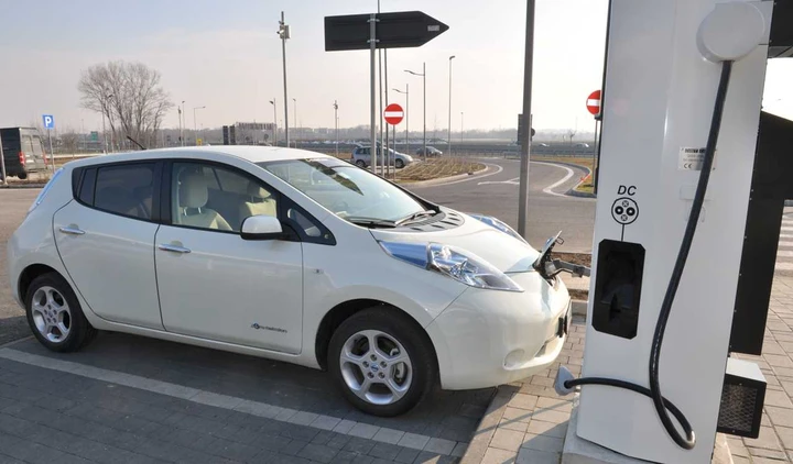 La Nissan Leaf sbarca al porto di La Spezia