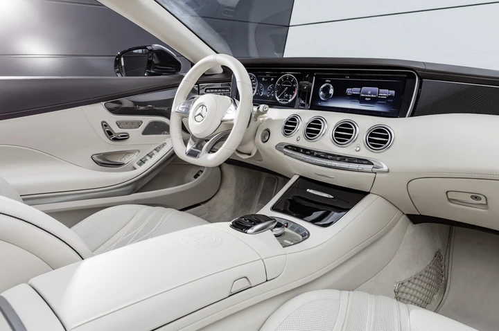 Mercedes-AMG S 65 Cabriolet: immagini ufficiali