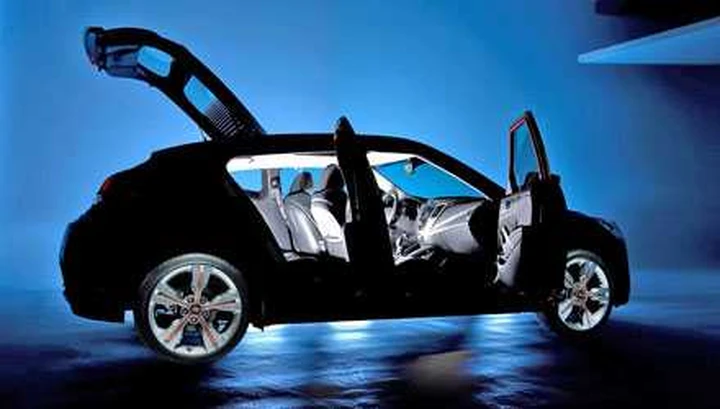 Hyundai Veloster: quella porta in più...