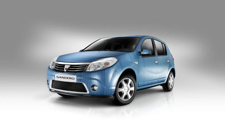 Dacia Sandero celebra Facebook