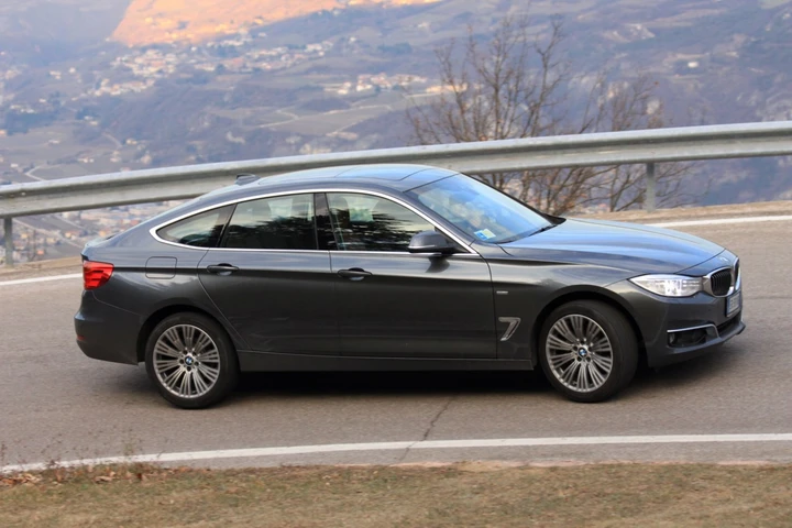 BMW Serie 3 GT 320d: la prova su strada