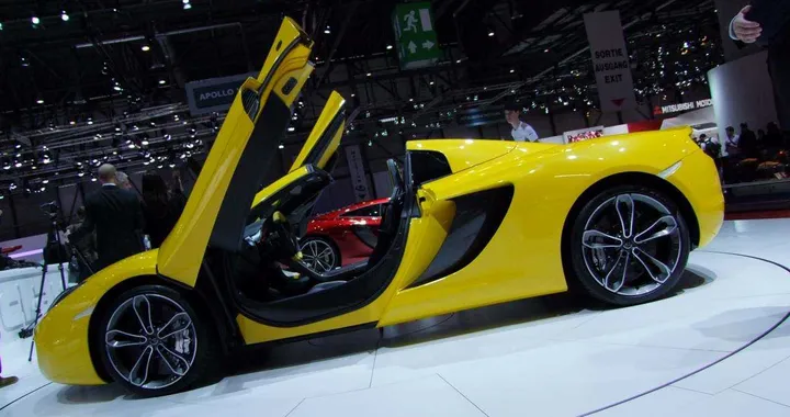 McLaren P1: la hypercar svelata al Salone di Ginevra