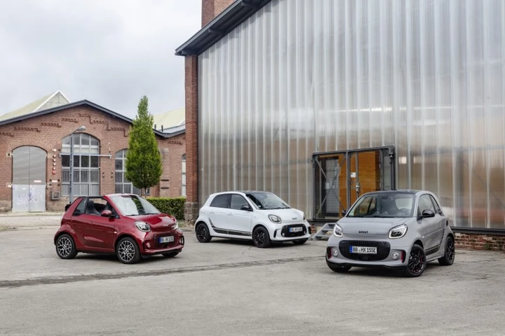 Smart diventa esclusivamente elettrica: prezzi da 25.000 euro