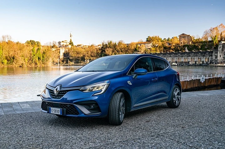 Renault Clio 5: la generazione 2020 è connessa ed elettrificata