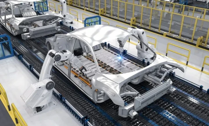 Batterie auto elettriche: via al bando UE da 1,5 miliardi per le gigafactory