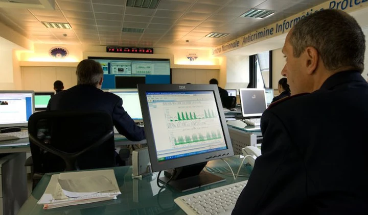 La Polizia presenta la app dedicata alla sicurezza