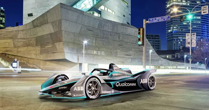Anche Mercedes e Porsche entrano nella Formula E