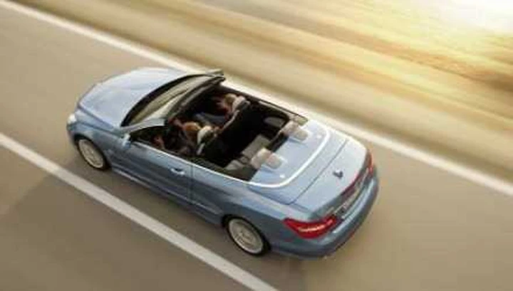 Attesa per marzo la nuova Classe-E Cabrio