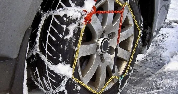 Multa per catene da neve: ecco tutti i possibili casi