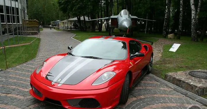 Ferrari F430 Status Design: cavalli di razza