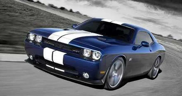 Dodge Challenger SRT8 392: muscle car in edizione limitata